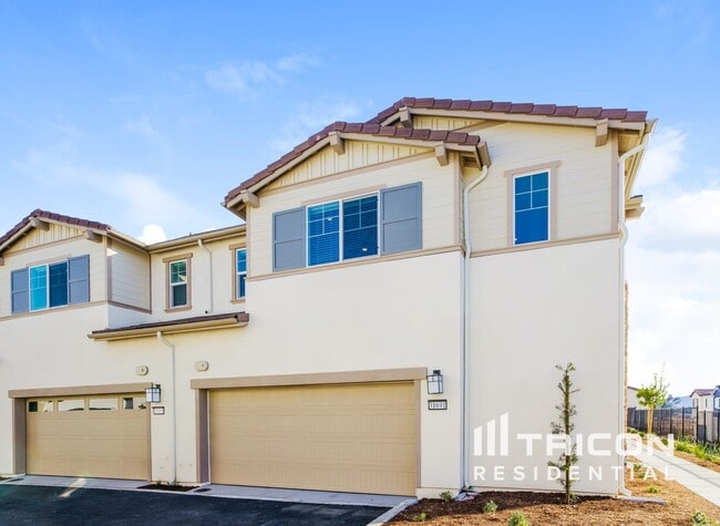Photo - 31691 Willowood Way House