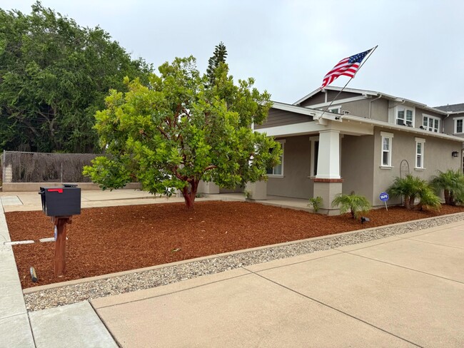Photo - 1099 Buena Vista Way