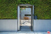 Photo - 929 Dickson St