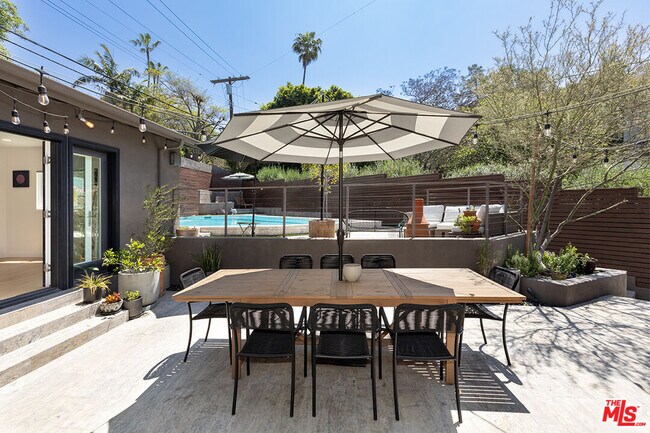 Photo - 2906 Nichols Canyon Rd