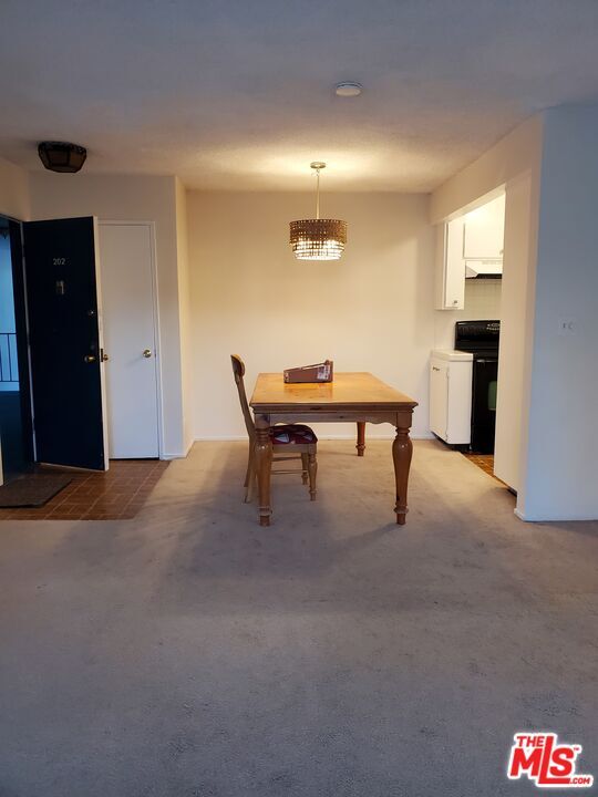 Photo - 6199 Canterbury Dr Unit 202