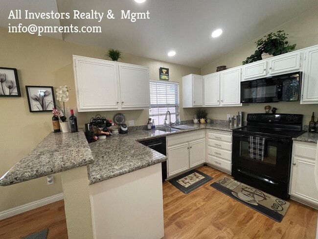 Photo - 18622 Caminito Cantilena