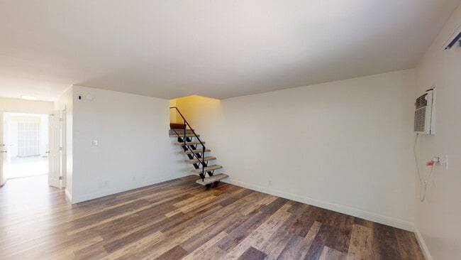 Photo - Orange Grove Apartments