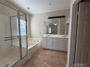 Photo - 122 Strawflower St