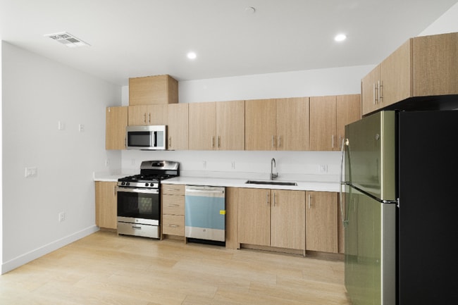 Photo - 11814 Aviation Blvd Unit 513