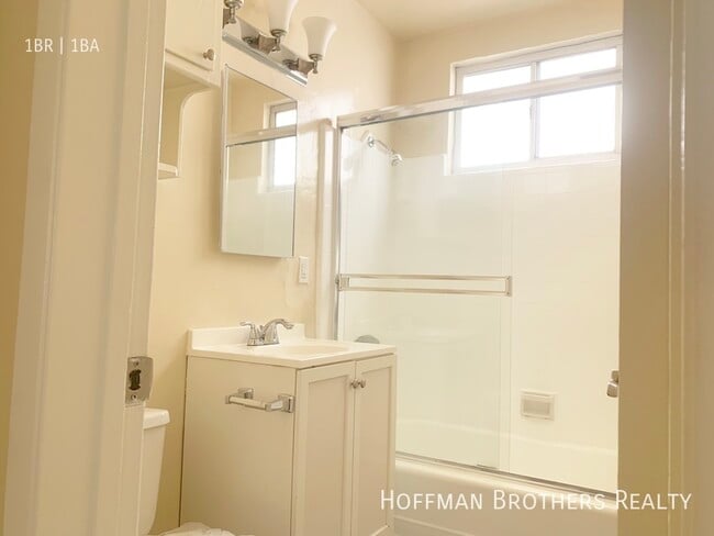 Photo - 3648 Westwood Blvd Unit 1