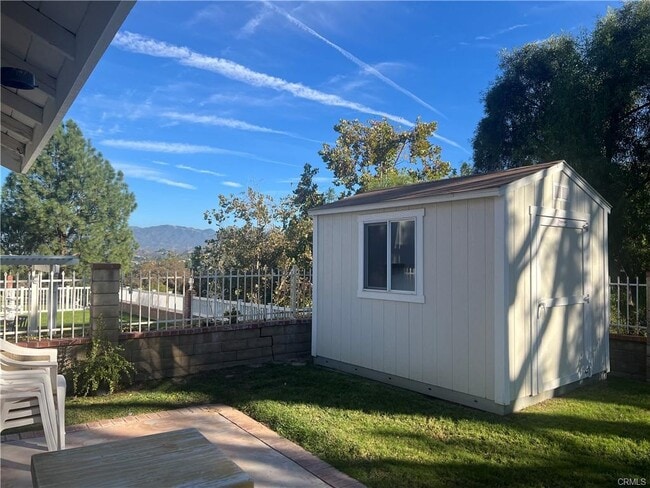 Photo - 24716 Laurelcrest Ln