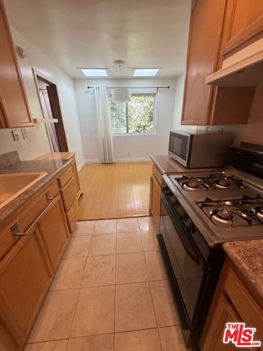 Photo - 12205 Gorham Ave Unit 7