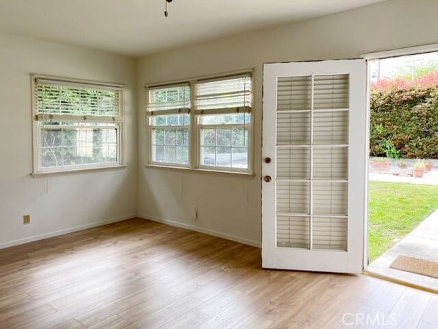 Photo - 4457 Oakwood Ave