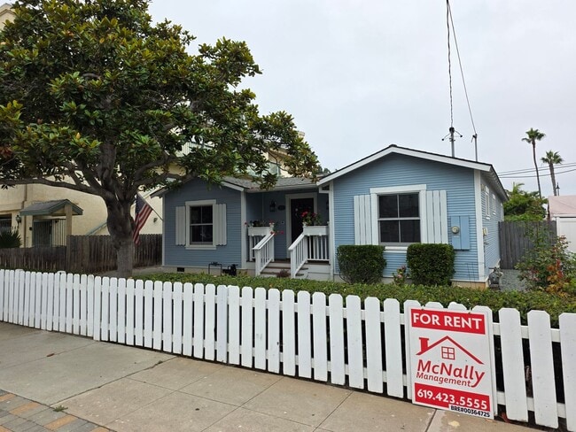 2 Bedroom, 2 Bath House Near the Beach - 2 Bedroom, 2 Bath House Near the Beach