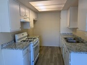 Photo - 1230 Hull Pl Unit 1