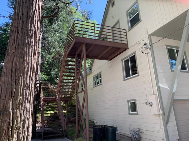 Building Photo - 736 Rocky Loop