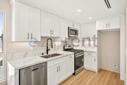 Photo - 225 N Burlington Ave