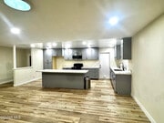 Photo - 2535 N Phyllis St