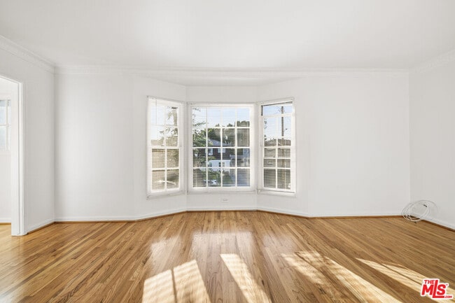 Photo - 5324 Vantage Ave Unit 4