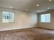 Photo - 663 Huron Pl