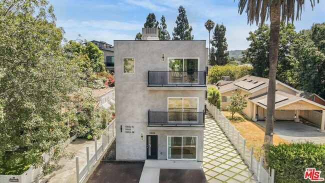 Photo - 10828 Hesby St Condo