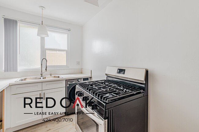 Photo - 1327 Laurel Ave Unit 5