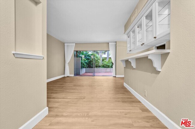 Photo - 1131 Alta Loma Rd Unit 119