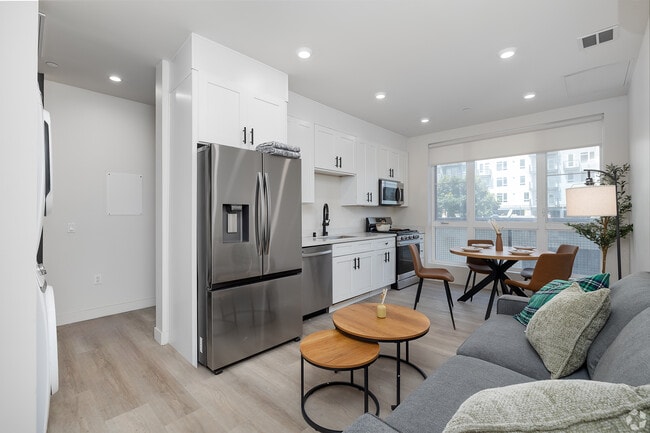 Photo - 1128 W 37th Dr