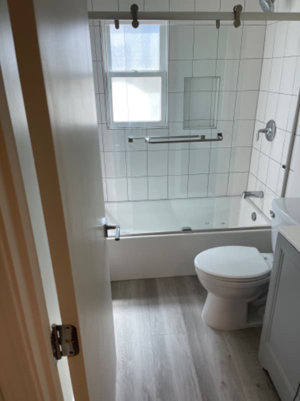 Photo - 1488 W 51st St House