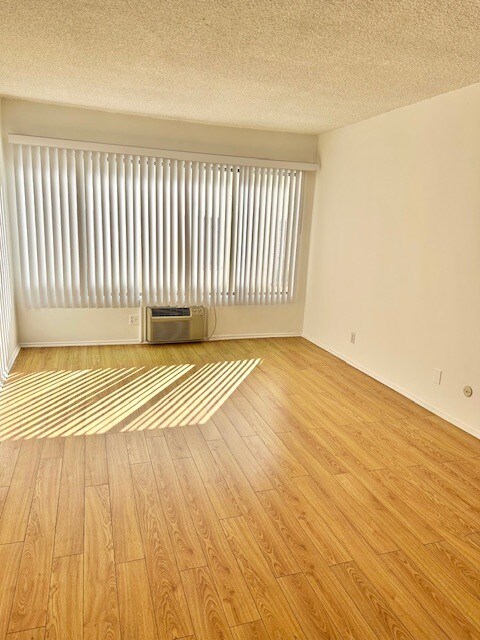 Photo - 428 N Hayworth Ave Unit 215