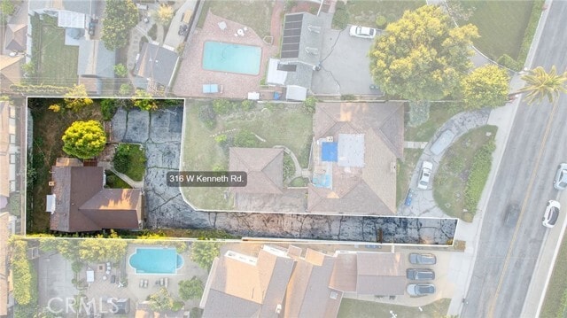 Photo - 316 W Kenneth Rd
