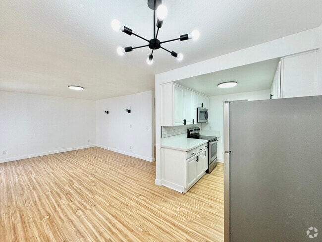 Building Photo - 6210 10th Ave Rental