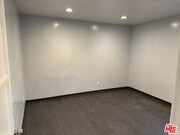 Photo - 15746 Magnolia Blvd