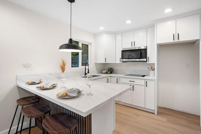 ****MODERN 1BD ADU – PRIVACY, STYLE & CONV... - ****MODERN 1BD ADU – PRIVACY, STYLE & CONV... House