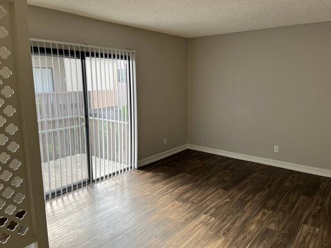 Photo - Cajon Villa Apartments