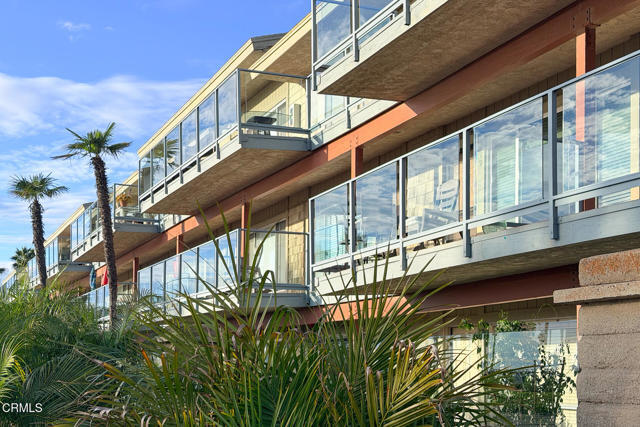 Building Photo - 717 Ocean View Dr