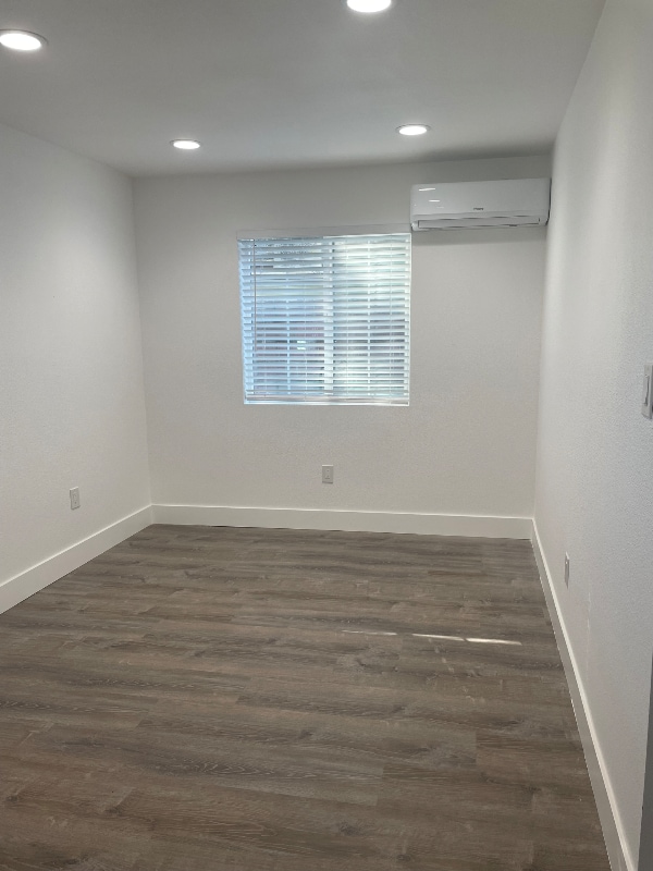 Photo - 12317 Leland Ave