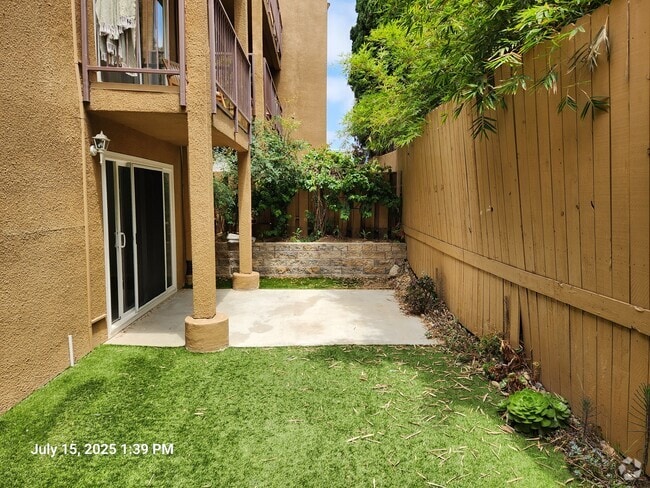 Building Photo - 5051 La Jolla Blvd Rental