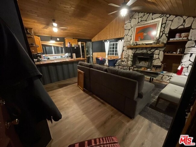 Photo - 46354 Vale Dr