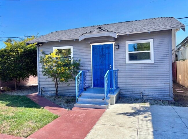 Building Photo - 3774 S Gramercy Pl Unit 3774 Gramercy Pl