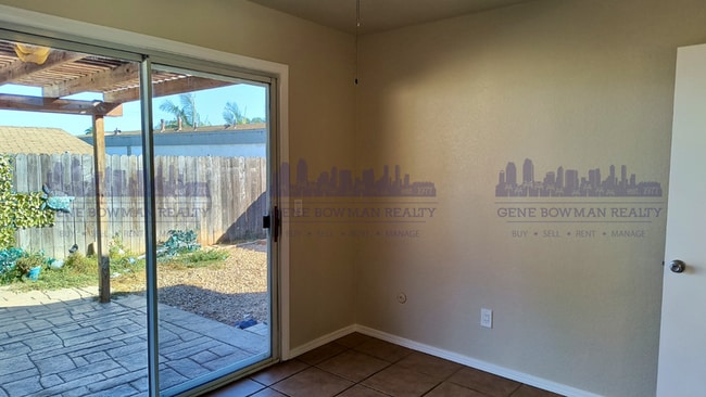 Photo - 777 Cypress Ave