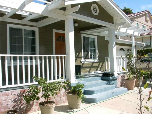 Photo - 4940 Lockhaven Ave House
