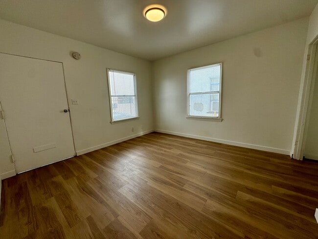 Photo - 2651 Cloverdale Ave Unit #2651