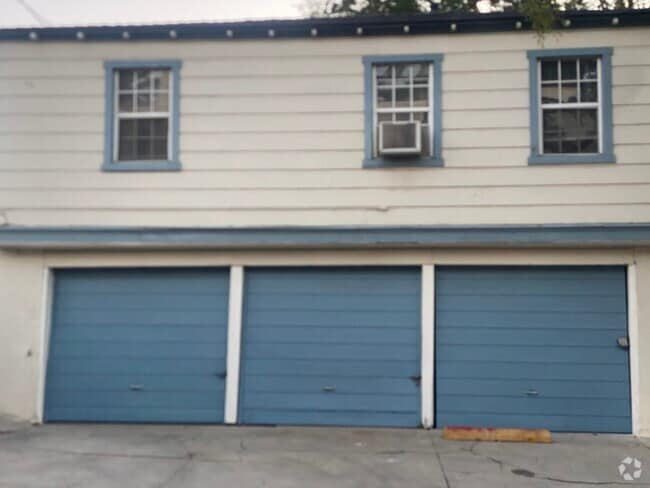 Building Photo - 121 Hampden Ter Unit 121 Hampden Rental