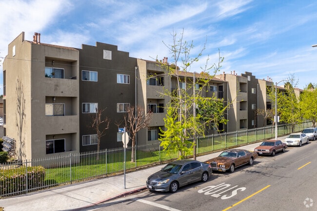 Primary Photo - ML Shepard Manor (55+ Community)