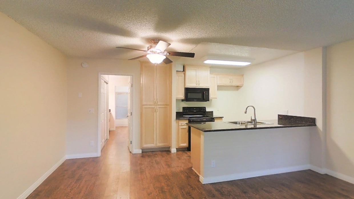 3D Tour - Summerwood Apartment Homes