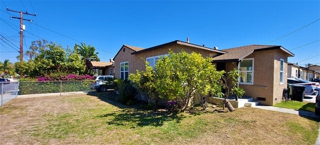 Photo - 15626 Grevillea Ave
