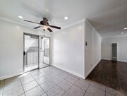 Photo - 1155 Linden Ave Apartment