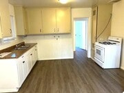 Photo - 1148 E 3rd Ave