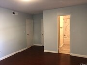 Master bedroom - 339 S Catalina Ave Unit 117