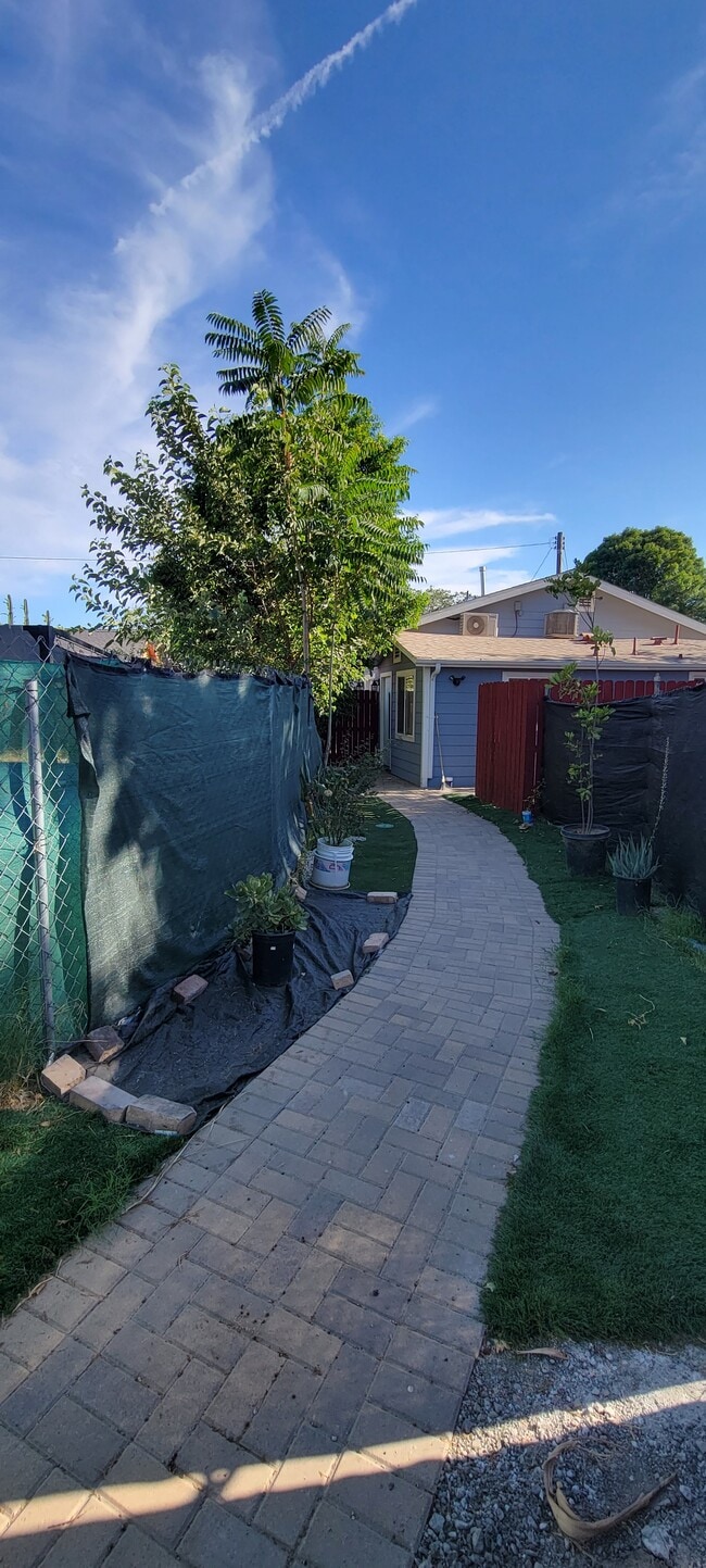 Photo - 7415 Beckford Ave Unit ADU  B