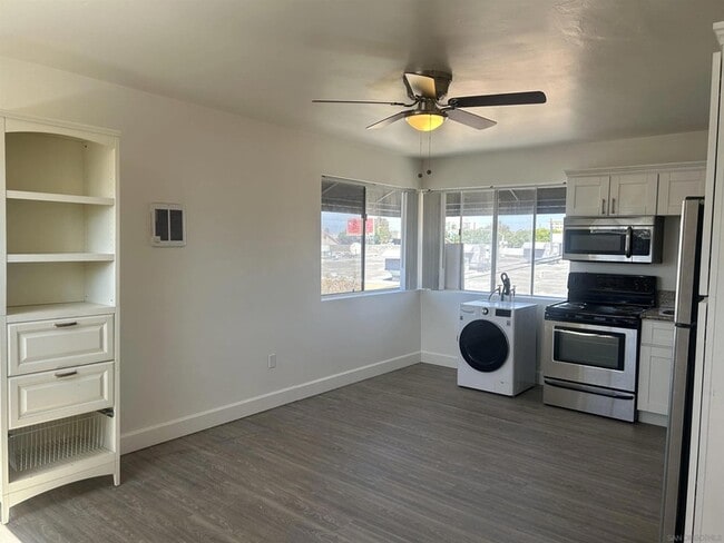 Photo - 3742 Sixth Ave