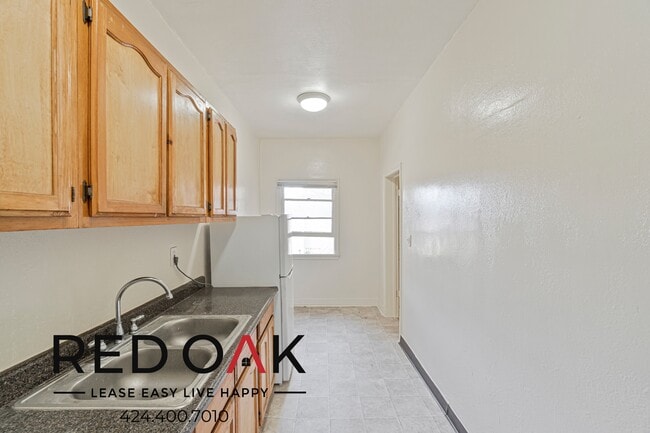 Photo - 400 S Kenmore Ave Unit 210