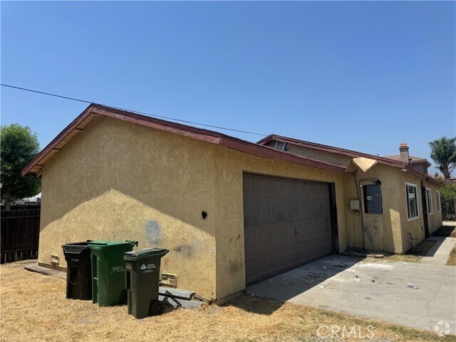 Building Photo - 12741 Bess Ave Rental